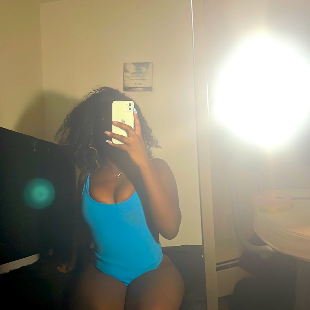 Fashion nova aqua body suit